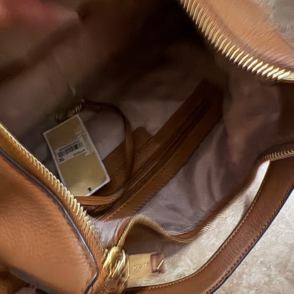 Michael Kors Chocolate Brown Leather Hobo Bag – Classic Everyday Shoulder Bag - Picture 7 of 9